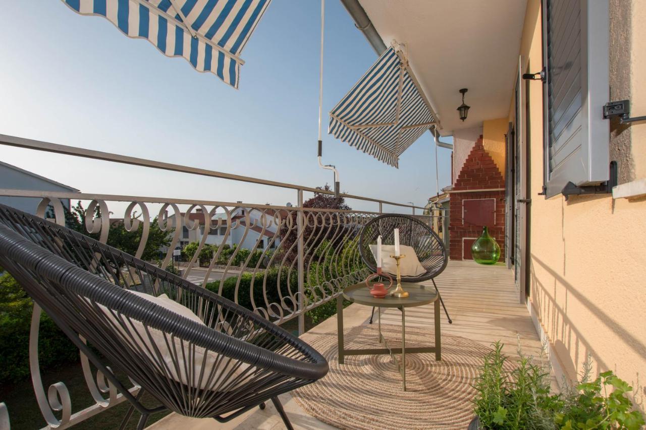 Newly Renovated Holiday Apartment Sirius Пореч Екстериор снимка